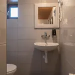 Pansiyon U Lolka - *